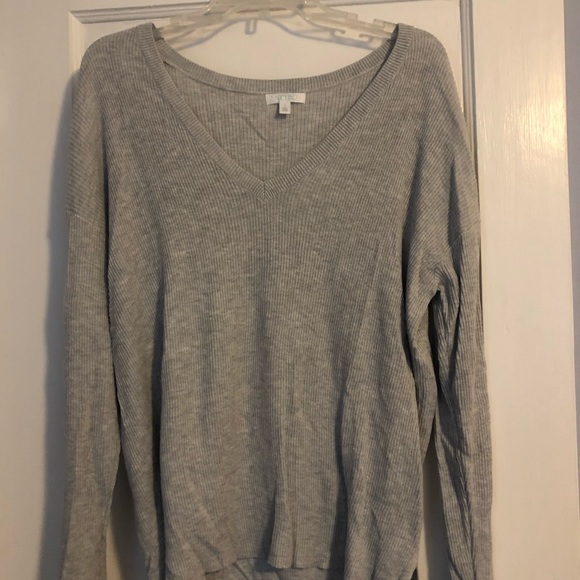 Grey Sweater - Picture 1 of 2